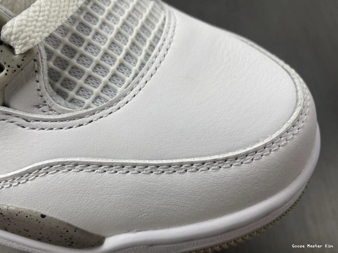 4 Retro Jordan Oreo White (2021) CT8527-100 0708